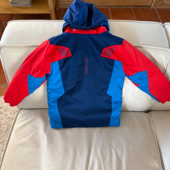 Kids Spyder ski jacket and bib Size 6, Unisex - Picture 4 of 14